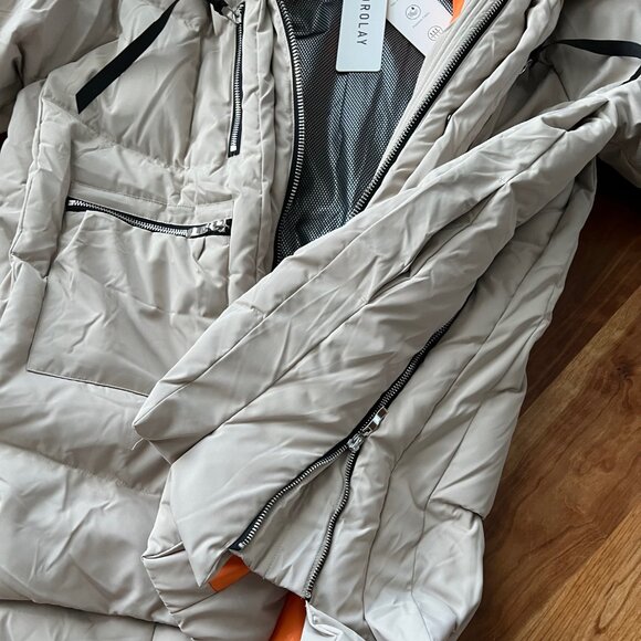 NWT** Orolay Women's Thickened Down Jacket - Picture 4 of 8